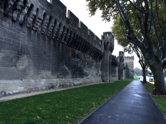 avignon-city-wall